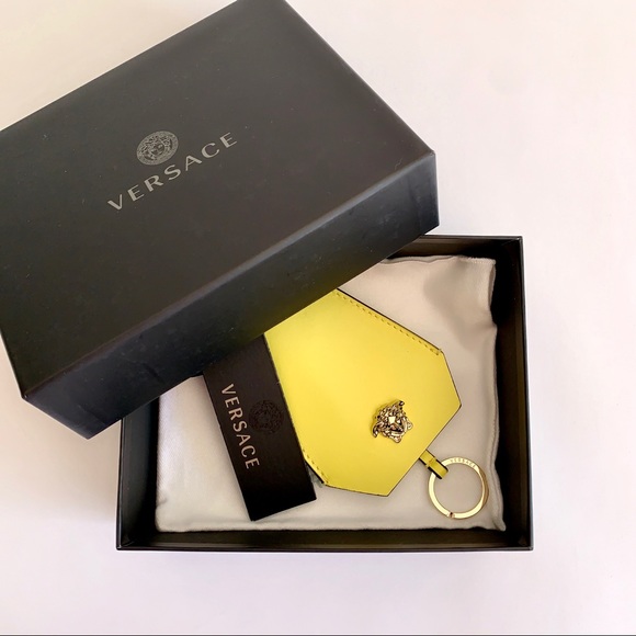 🆂🅾︎🅻🅳⭕️ VERSACE Key Ring Yellow Leather - Picture 2 of 8